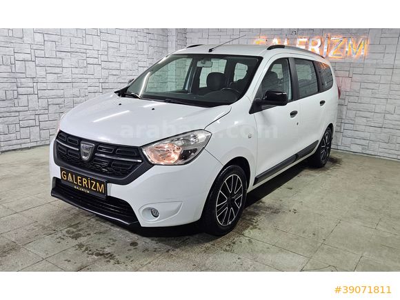 DEĞİŞENSİZ FULL BAKIMLI 129.000KM DE 7 KİŞİLİK LAUREATE