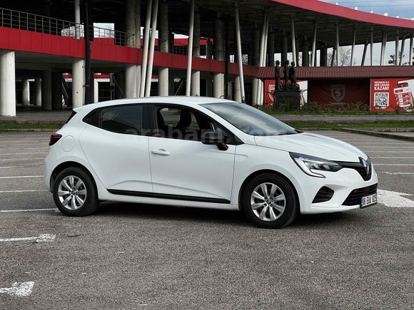 Galeriden Renault Clio 1.0 TCe Joy 2023 Model Samsun