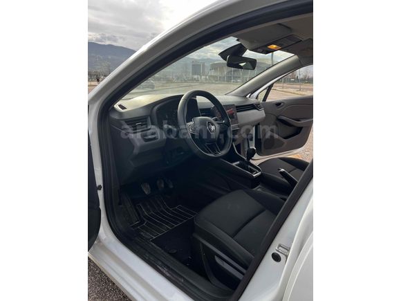 Galeriden Renault Clio 1.0 TCe Joy 2023 Model Samsun