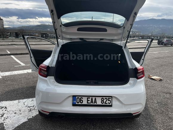 Galeriden Renault Clio 1.0 TCe Joy 2023 Model Samsun