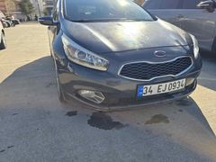 Sahibinden Kia Ceed 1.6 CRDi Concept Plus 2014 Model 