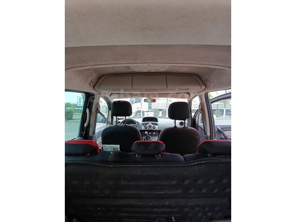 Sahibinden Renault Kangoo Multix 1.5 dCi Privilege Chromeline 2011 Model  291.000 km Siyah