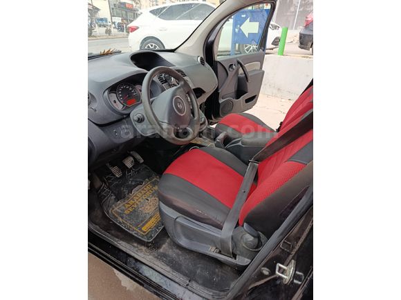 Sahibinden Renault Kangoo Multix 1.5 dCi Privilege Chromeline 2011 Model  291.000 km Siyah