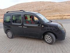 Sahibinden Renault Kangoo Multix 1.5 dCi Privilege Chromeline 2011 Model  291.000 km Siyah
