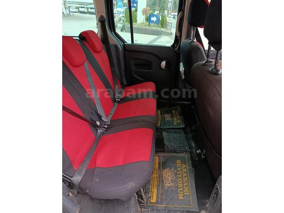 Sahibinden Renault Kangoo Multix 1.5 dCi Privilege Chromeline 2011 Model  291.000 km Siyah