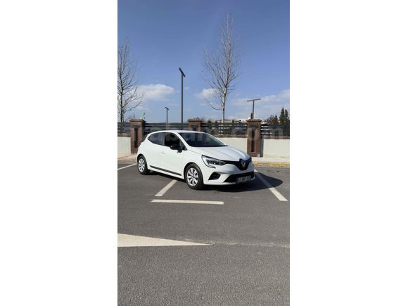 Sahibinden Renault Clio 1.0 TCe Joy 2022 Model 