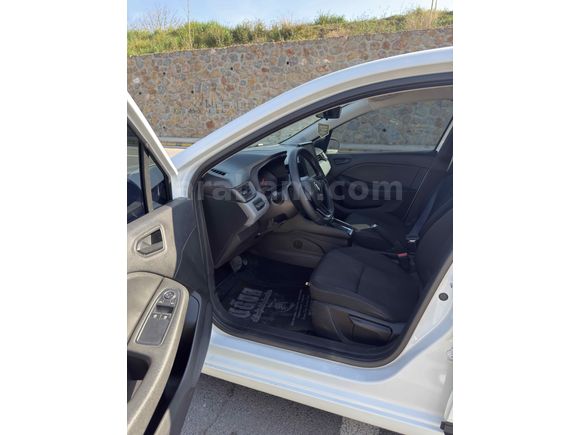 Sahibinden Renault Clio 1.0 TCe Joy 2022 Model 