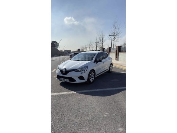 Sahibinden Renault Clio 1.0 TCe Joy 2022 Model 
