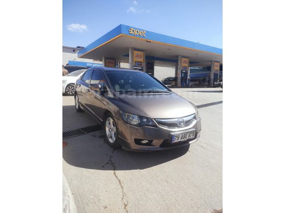 Sahibinden Honda Civic 1.6i VTEC Elegance 2011 Model