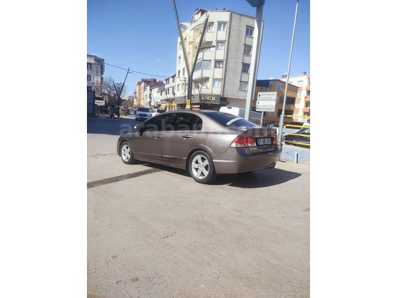 Sahibinden Honda Civic 1.6i VTEC Elegance 2011 Model