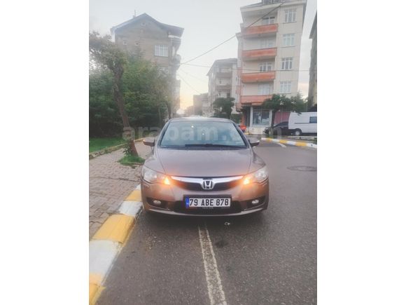Sahibinden Honda Civic 1.6i VTEC Elegance 2011 Model