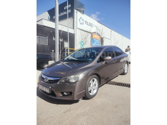 Sahibinden Honda Civic 1.6i VTEC Elegance 2011 Model