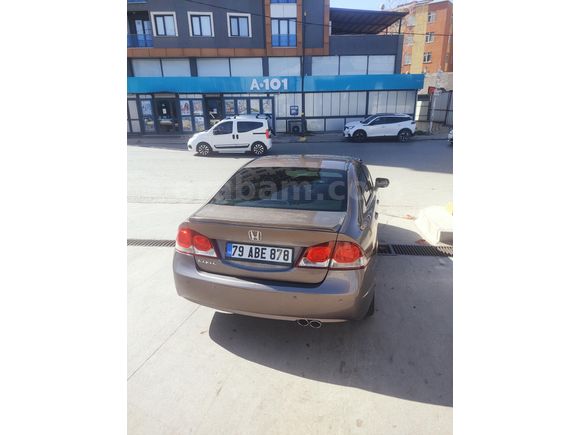 Sahibinden Honda Civic 1.6i VTEC Elegance 2011 Model