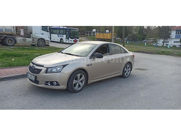 Sahibinden Chevrolet Cruze 1.6 Design Edition Plus 2011 Model