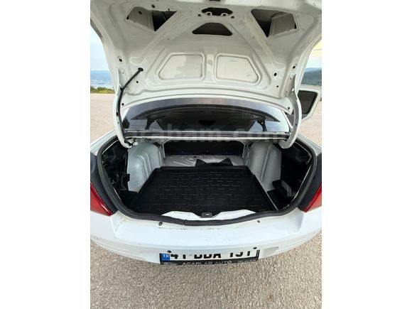 Sahibinden Renault Clio 1.4 RNA 2001 Model