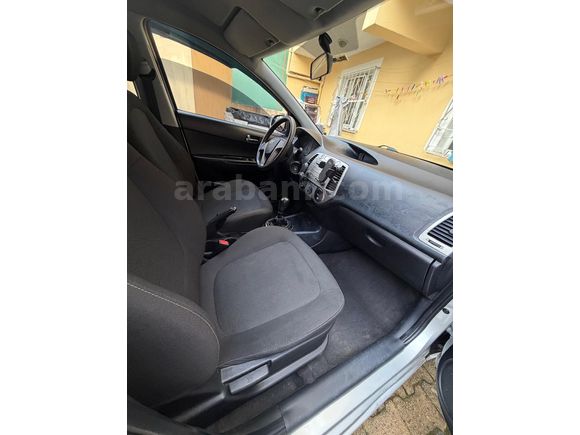 Sahibinden Hyundai i20 1.4 CVTT Team 2011 Model