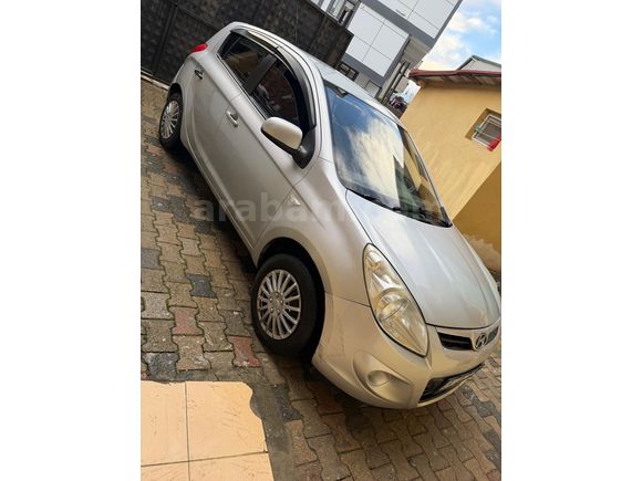 Sahibinden Hyundai i20 1.4 CVTT Team 2011 Model