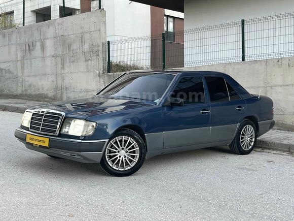 1990 Mercedes 230 E Yıldızları Üstünde Masrafsız Klimalı