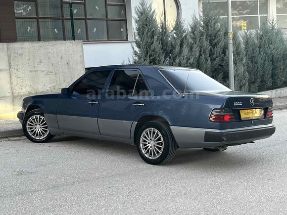 1990 Mercedes 230 E Yıldızları Üstünde Masrafsız Klimalı