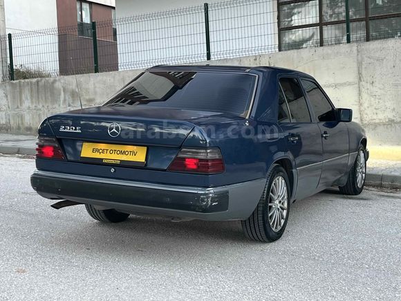 1990 Mercedes 230 E Yıldızları Üstünde Masrafsız Klimalı
