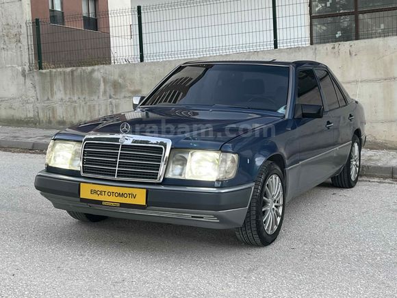 1990 Mercedes 230 E Yıldızları Üstünde Masrafsız Klimalı