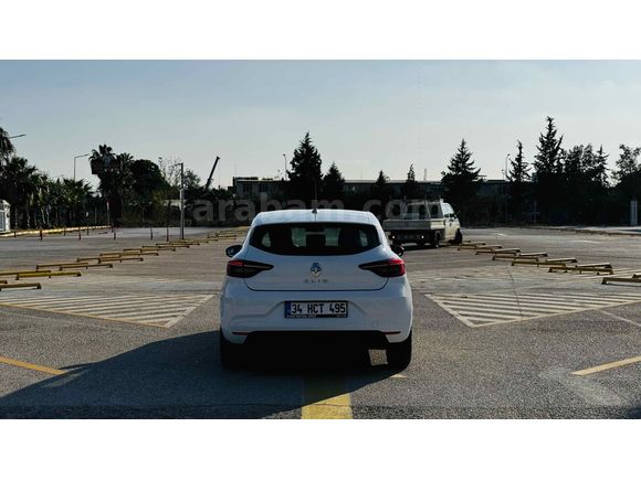 2023 RENAULT CLİO 1.0TCe JOY X-Tronic Temiz