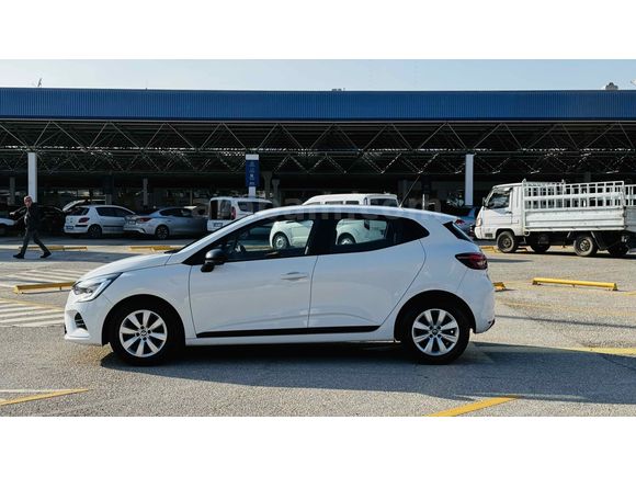 2023 RENAULT CLİO 1.0TCe JOY X-Tronic Temiz