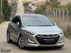 2012 model HYUNDAİ İ30 CAM TAVANLI 199 bin km otomatik