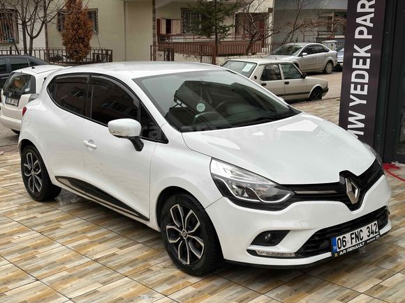 2017 MODEL MAKYAJLI DİZEL OTOMATİK 1.5 DCİ CLİO