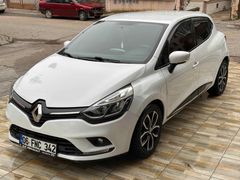 2017 MODEL MAKYAJLI DİZEL OTOMATİK 1.5 DCİ CLİO