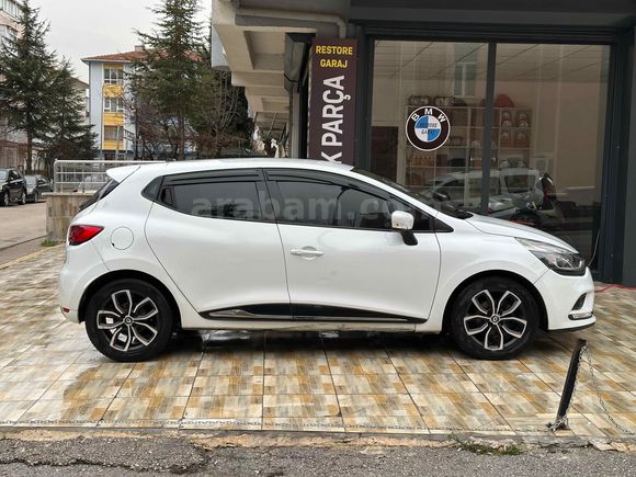 2017 MODEL MAKYAJLI DİZEL OTOMATİK 1.5 DCİ CLİO