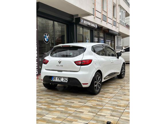 2017 MODEL MAKYAJLI DİZEL OTOMATİK 1.5 DCİ CLİO