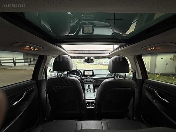 HYUNDAİ İ30 CAM TAVAN 78 BİNDE