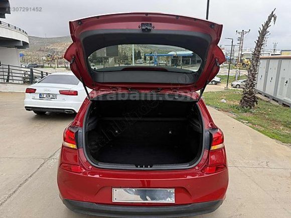 HYUNDAİ İ30 CAM TAVAN 78 BİNDE