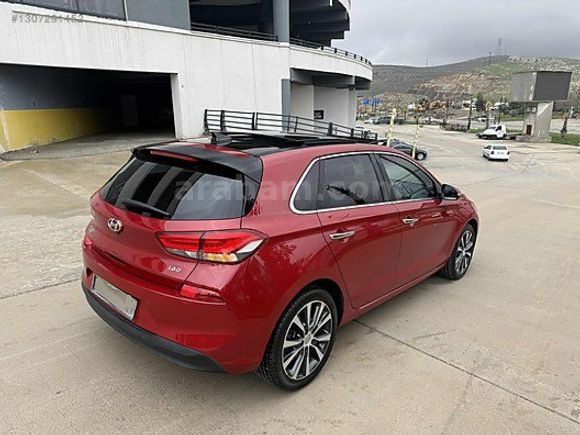 HYUNDAİ İ30 CAM TAVAN 78 BİNDE