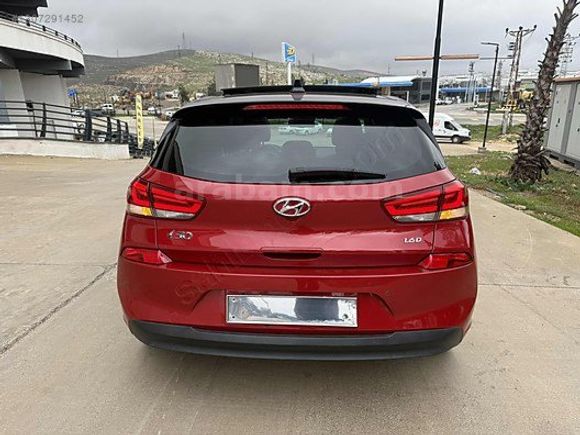 HYUNDAİ İ30 CAM TAVAN 78 BİNDE