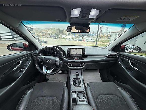 HYUNDAİ İ30 CAM TAVAN 78 BİNDE
