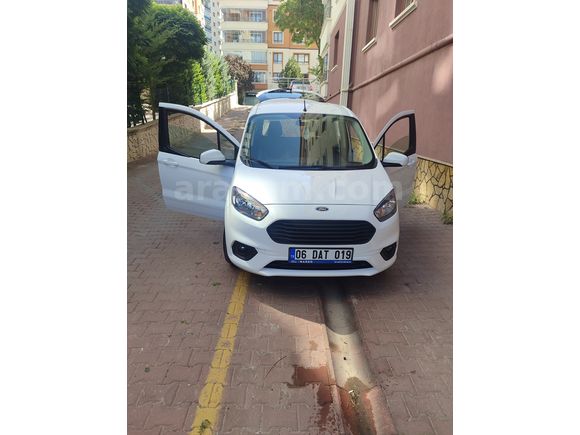Sahibinden Ford Tourneo Courier 1.5 TDCi Delux 2022 Model 