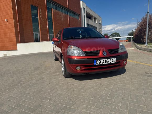 Sahibinden Renault Clio 1.2 Authentique 2004 Model  157.000 km Kırmızı
