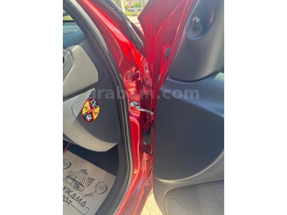 Sahibinden Renault Clio 1.2 Authentique 2004 Model  157.000 km Kırmızı