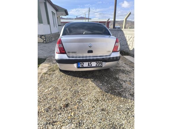 Sahibinden Renault Clio 1.4 Authentique 2005 Model