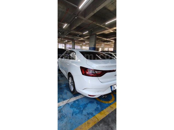 Sahibinden Renault Megane 1.3 TCe Joy 2020 Model