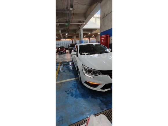 Sahibinden Renault Megane 1.3 TCe Joy 2020 Model