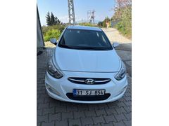 Sahibinden Hyundai Accent Blue 1.4 D-CVVT Mode Plus 2016 Model  240.008 km Beyaz