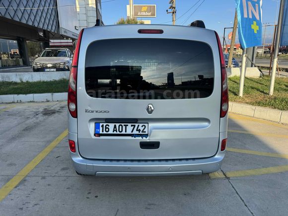 Sahibinden Renault Kangoo Multix 1.5 dCi Privilege 2011 Model 