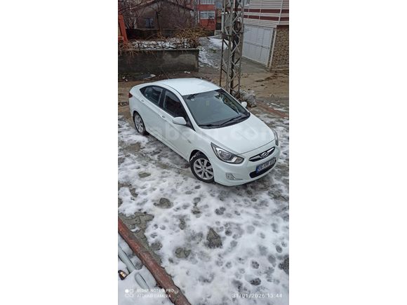 Öğretmenden Düşük Km Accent Blue 1.4 CVVT Mode Plus