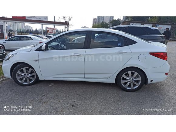 Öğretmenden Düşük Km Accent Blue 1.4 CVVT Mode Plus