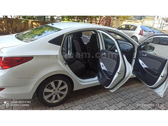 Öğretmenden Düşük Km Accent Blue 1.4 CVVT Mode Plus