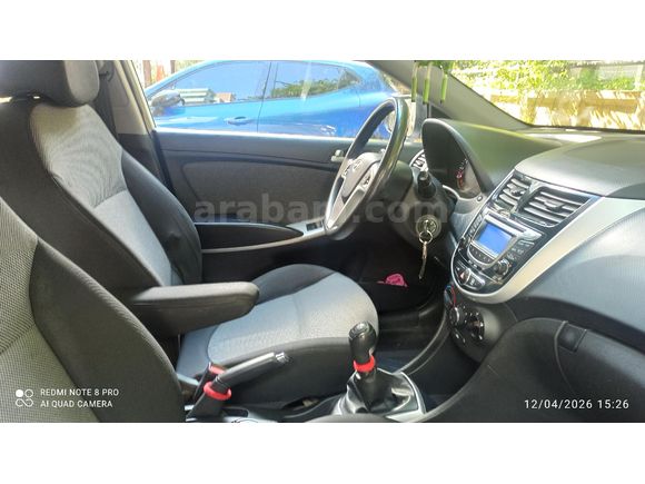 Öğretmenden Düşük Km Accent Blue 1.4 CVVT Mode Plus