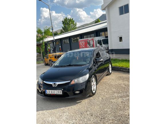 Sahibinden Honda Civic 1.6i VTEC Premium 2011 Model